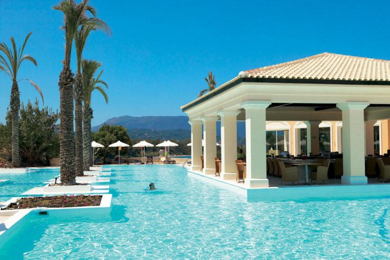 grecotel-eva-palace-corfu-swimming-pool