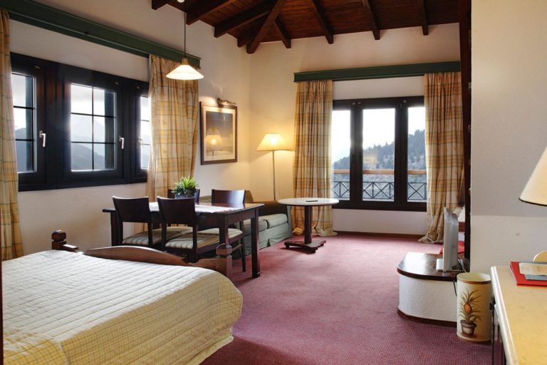 montana-hotel-spa-karpenisi-interior