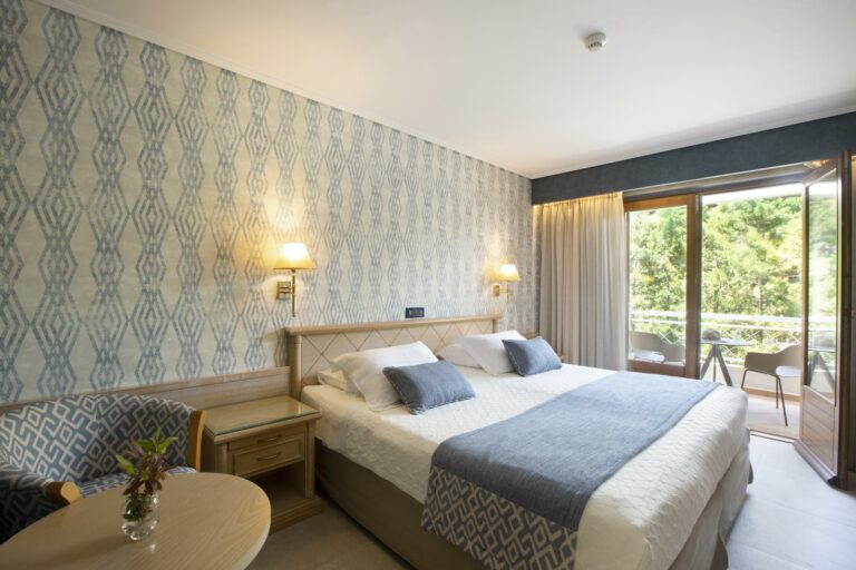 negroponte-resort-eretria-hotel-garden-view-room