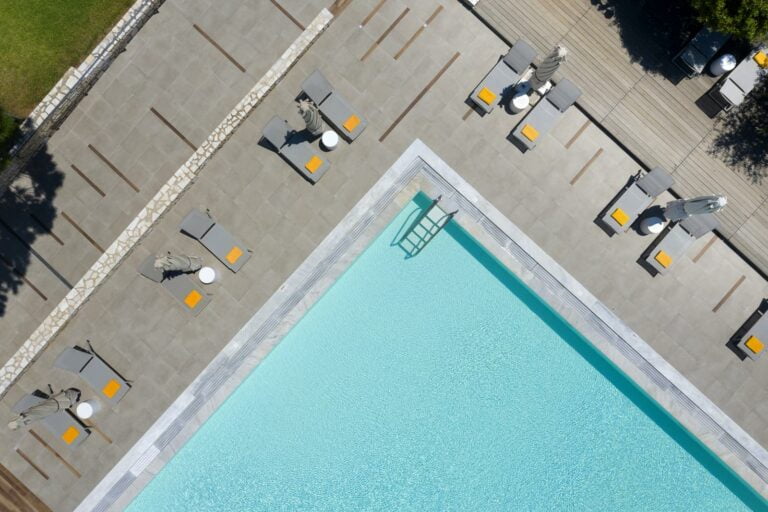 negroponte-resort-eretria-hotel-pool
