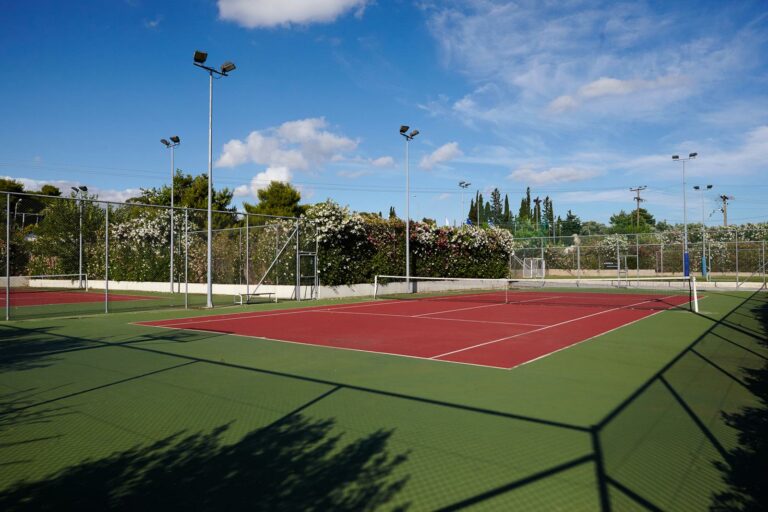 negroponte-resort-eretria-hotel-tennis