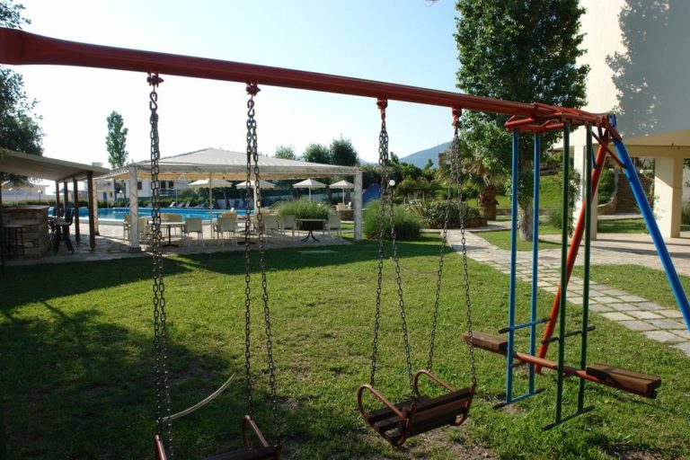 marmari-bay-hotel-playground