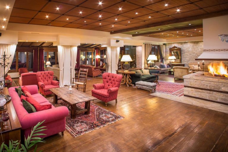 country-club-hotel-karpenisi-lobby