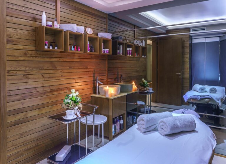 cosmopolitan-hotel-and-spa-massage