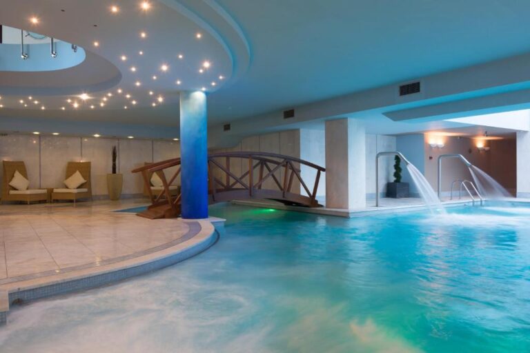 dion-palace-resort-and-spa-hotel-pieria-interior-pool