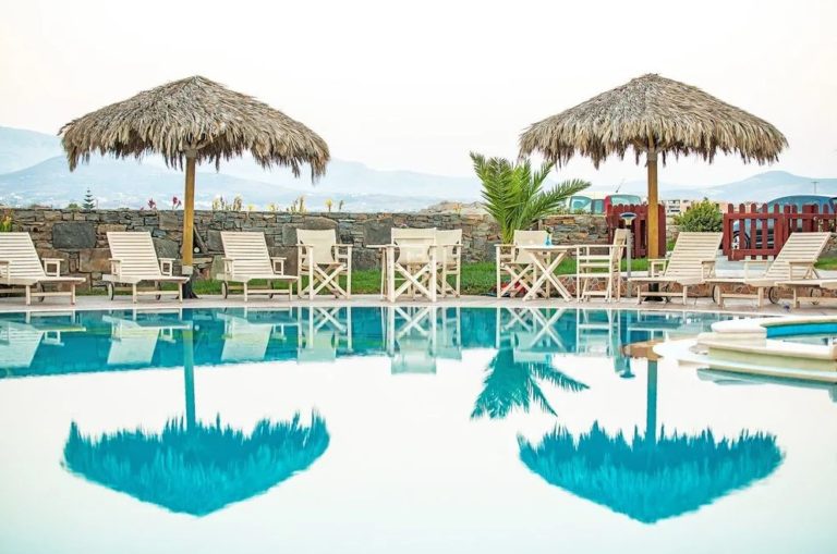 golden-sun-hotel-naxos-pool2