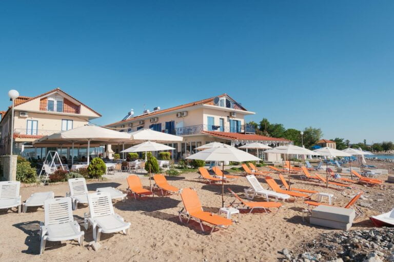 aggelos-hotel-messinia-beach