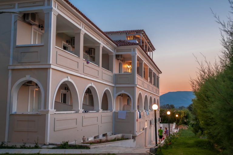 klelia-beach-hotel-zakynthos-exterior-side-view