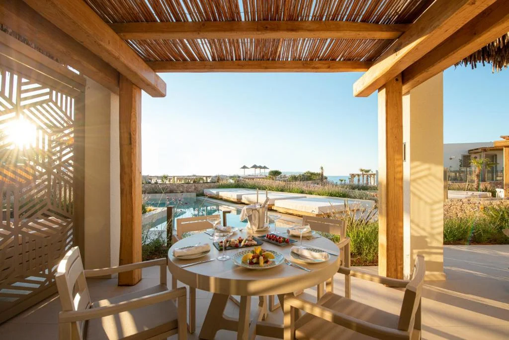 mitsis-rinela-iraklio-crete-food