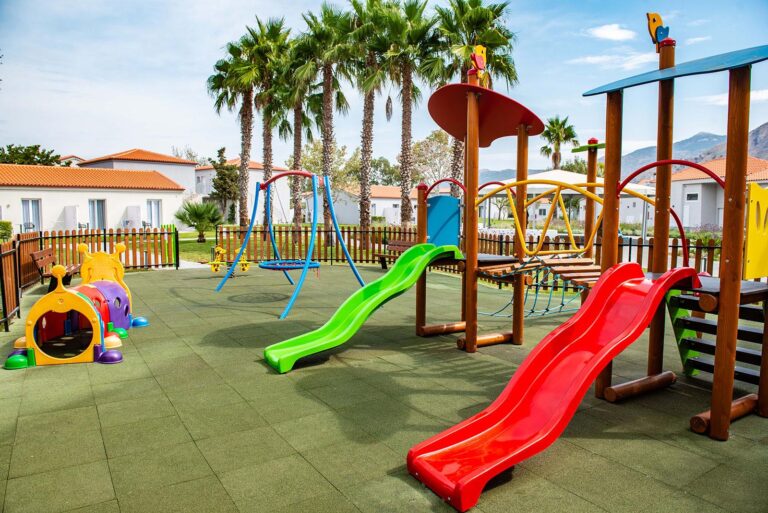 paleros-beach-resort-hotel-playground