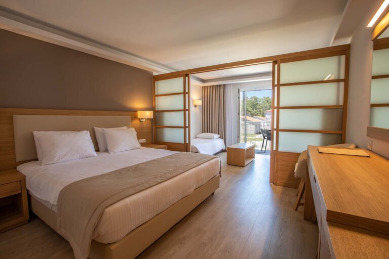 paleros-beach-resort-hotel-room-2
