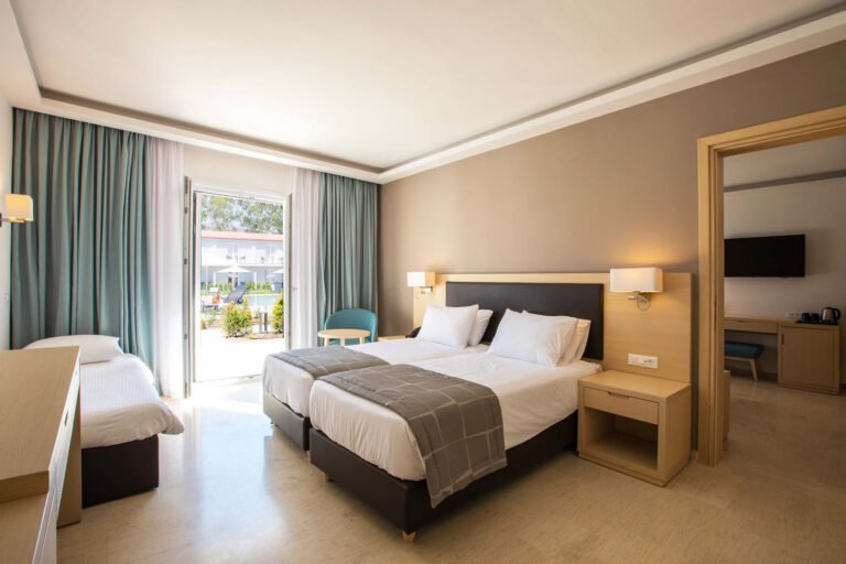 paleros-beach-resort-hotel-room