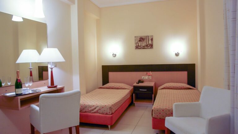 marmari-bay-hotel-room