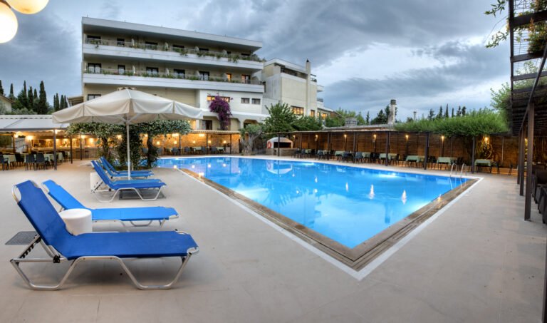 miramare-hotel-eretria-pool