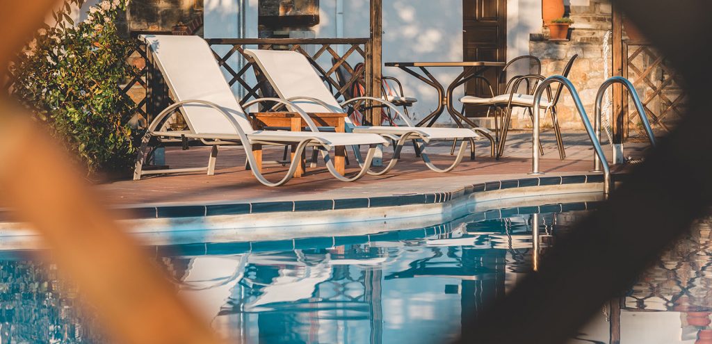 pelion-resort-hotel-swimming-pool