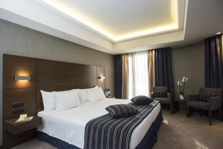 anatolia-hotel-thessaloniki-bed