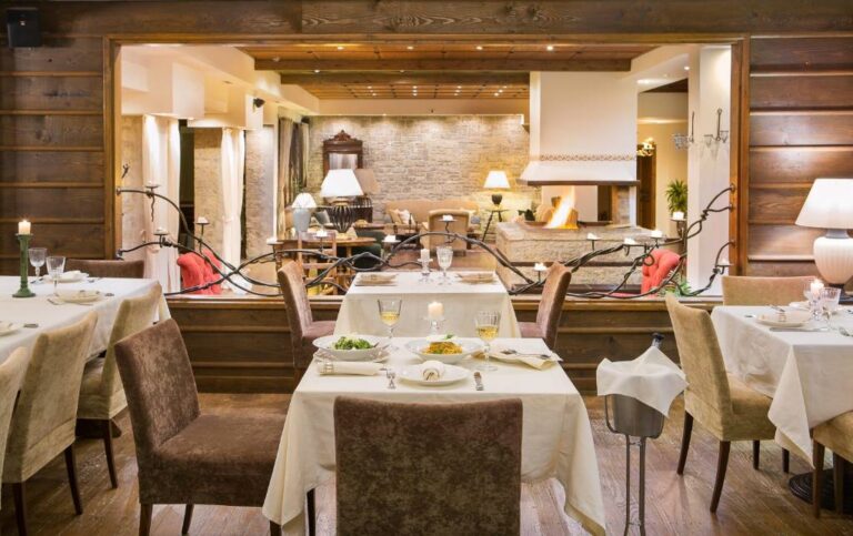 country-club-hotel-karpenisi-restaurant