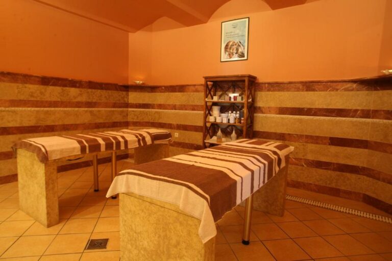 montana-hotel-spa-karpenisi-massage