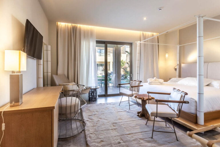 elysian-luxury-hotel-and-spa-kalamata-junior-suite
