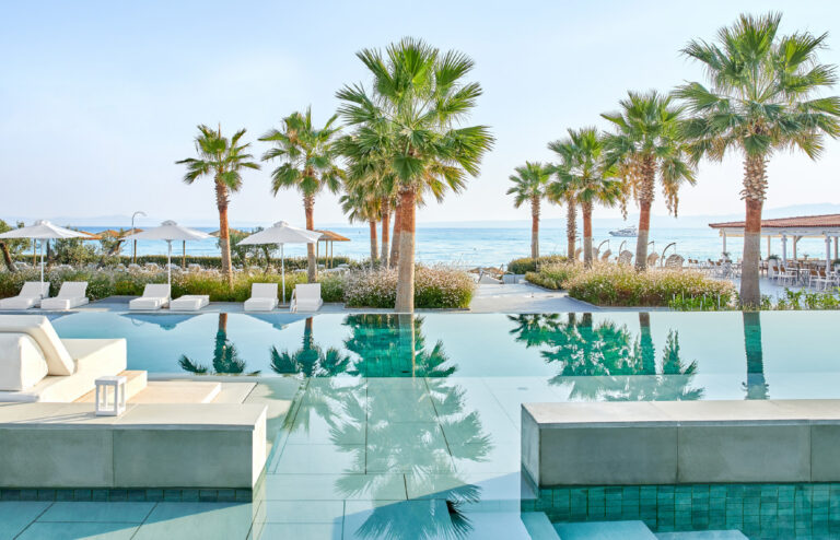 margo-bay-and-club-turquoise-resort-halkidiki-pool