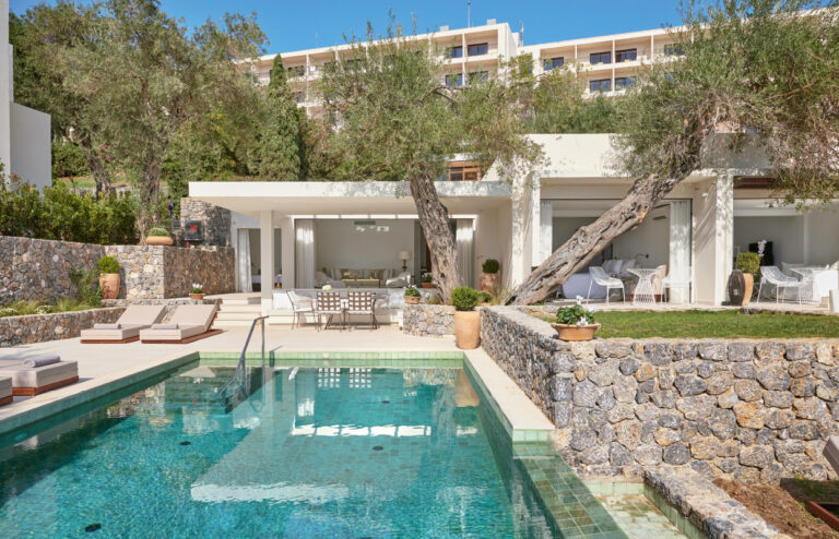 grecotel-corfu-imperial-dream-villa-beachfront