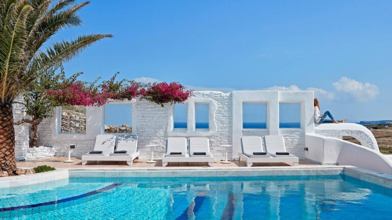 mr-and-mrs-white-hotel-paros-sunbeds-by-the-pool