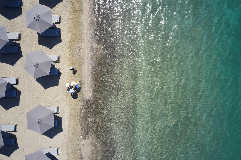 aks-porto-heli-hotel-beach