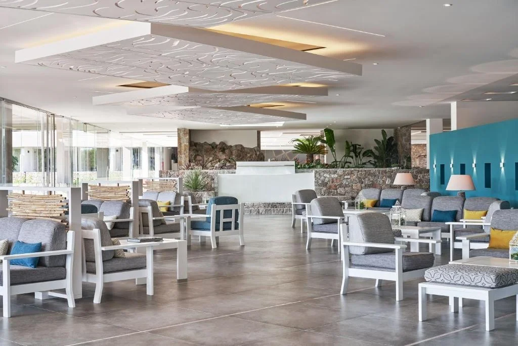 aks-porto-heli-hotel-lobby