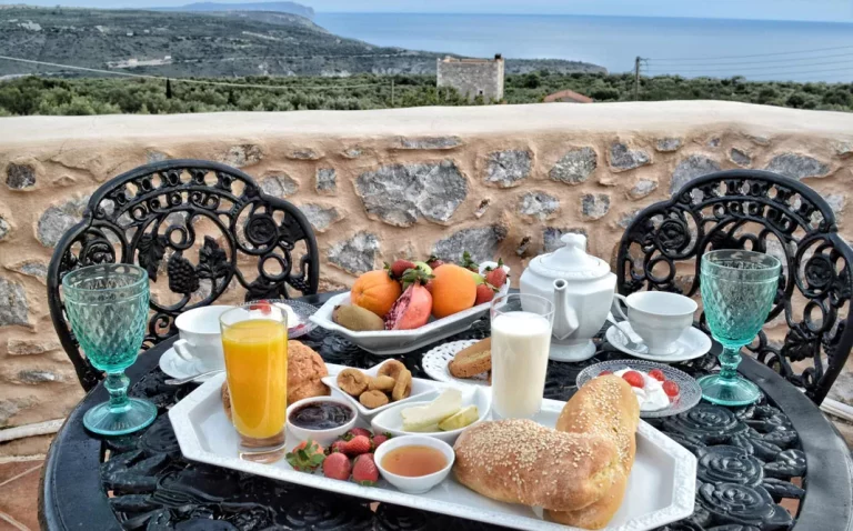 lithos-stone-suites-mani-breakfast