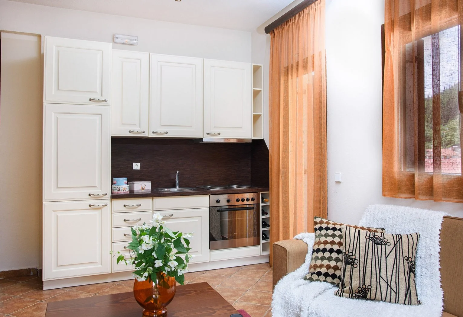 arktos-suites-elati-room