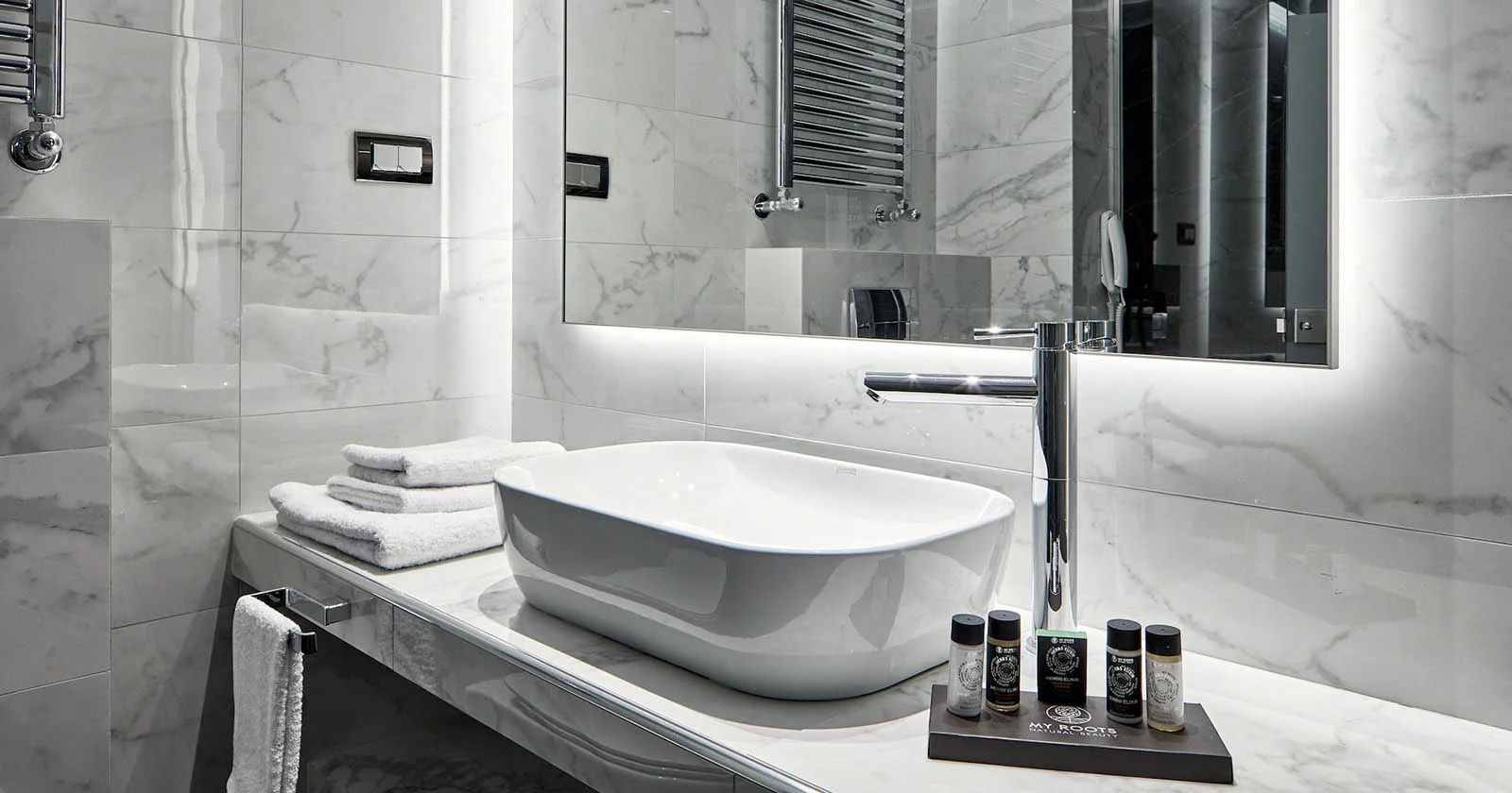 antigon-urban-chic-hotel-thessaloniki-bathroom