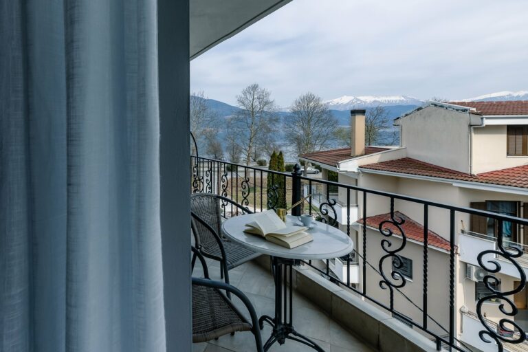 akti-hotel-ioannina-balcony-view