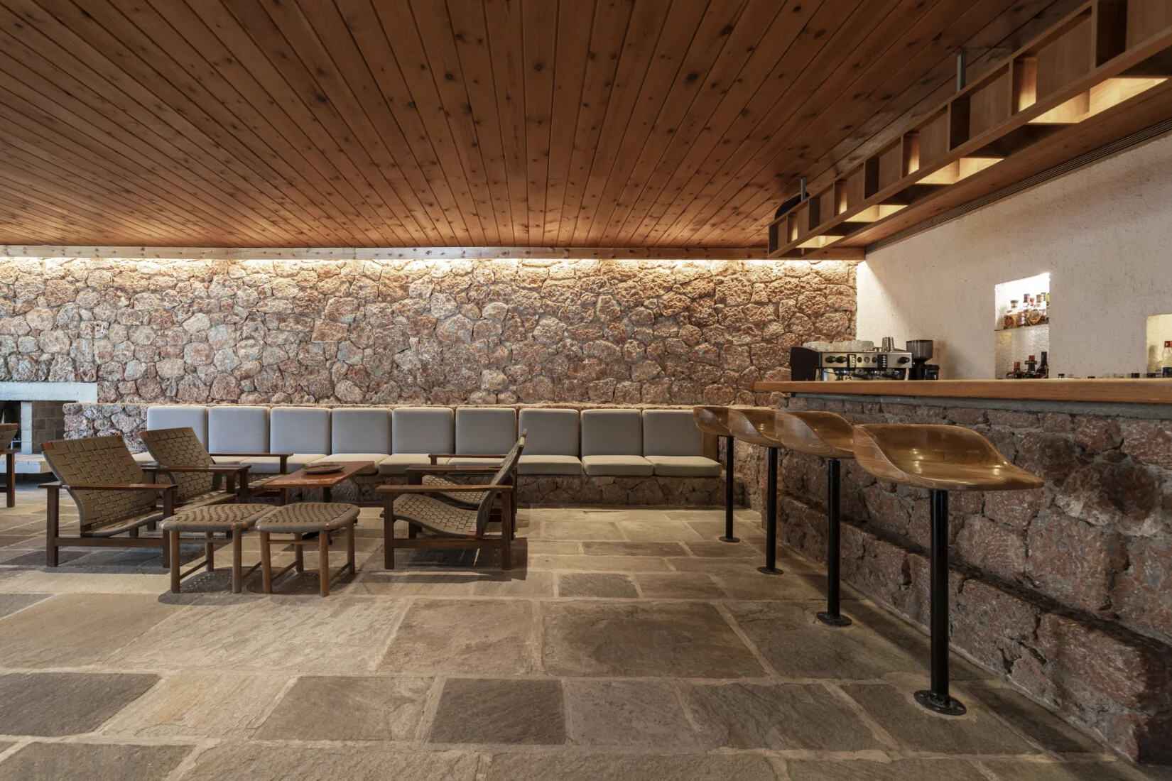 amalia-hotel-delfoi-cafe-bar