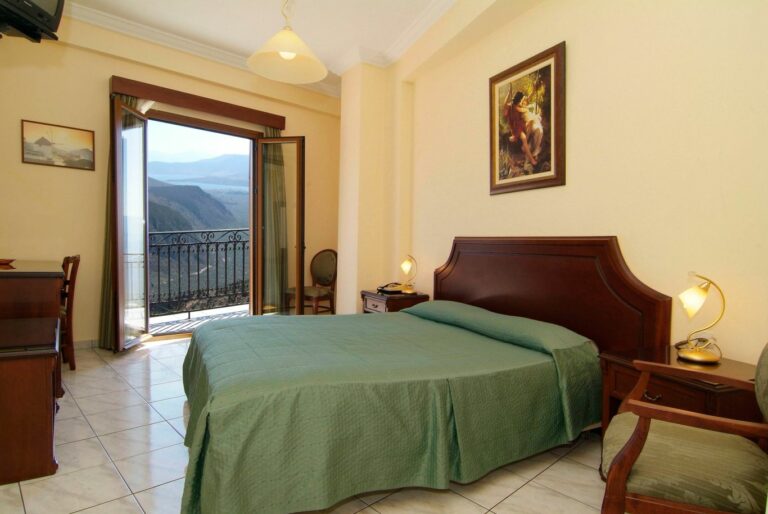 hermes-delphi-hotel-double-room-with-panoramic-view