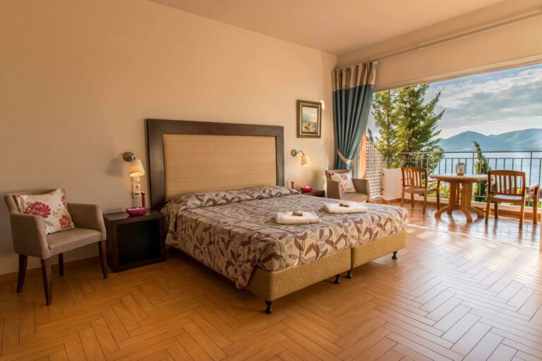 thalassa-hotel-and-spa-superior-room