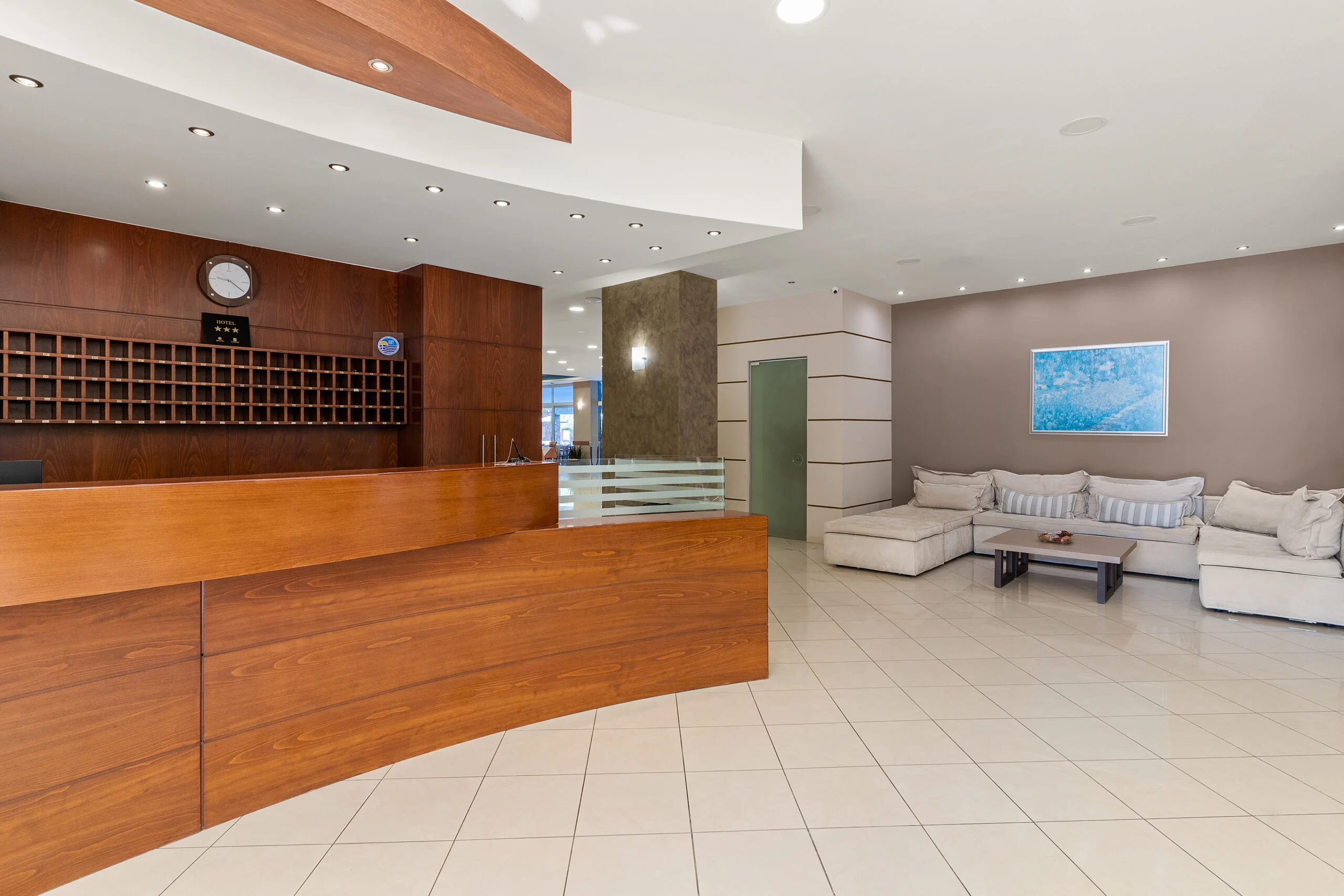 stefania-beach-resort-evia-amarynthos-lobby