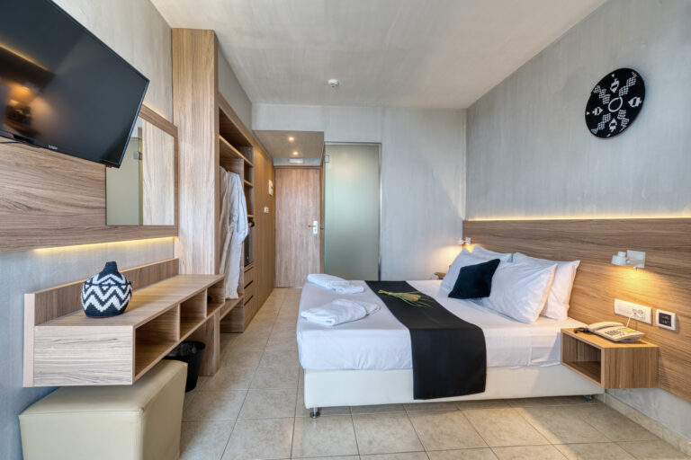 B&W-boho-resort-hotel-double-room