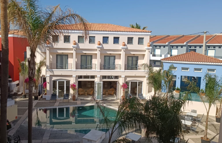 plaza-beach-house-hotel-crete-exterior