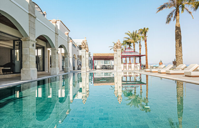 plaza-beach-house-hotel-crete-pool