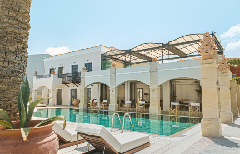 plaza-beach-house-hotel-crete-pool-house