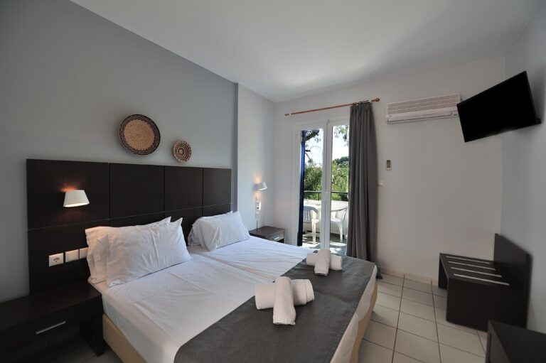 anamar-skiathos-hotel-standard-double-room-1