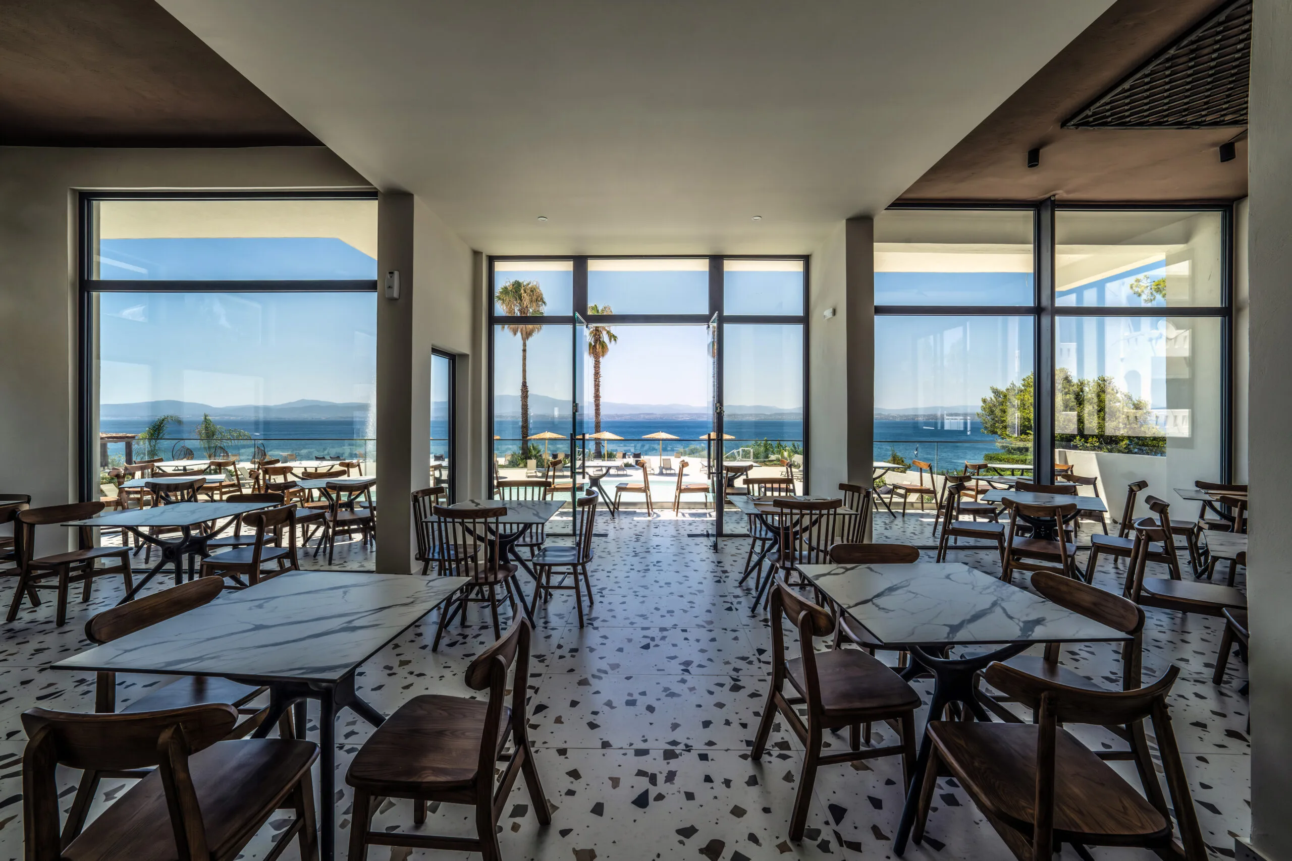 elion-seaside-resort-hotel-evia-restaurant-2