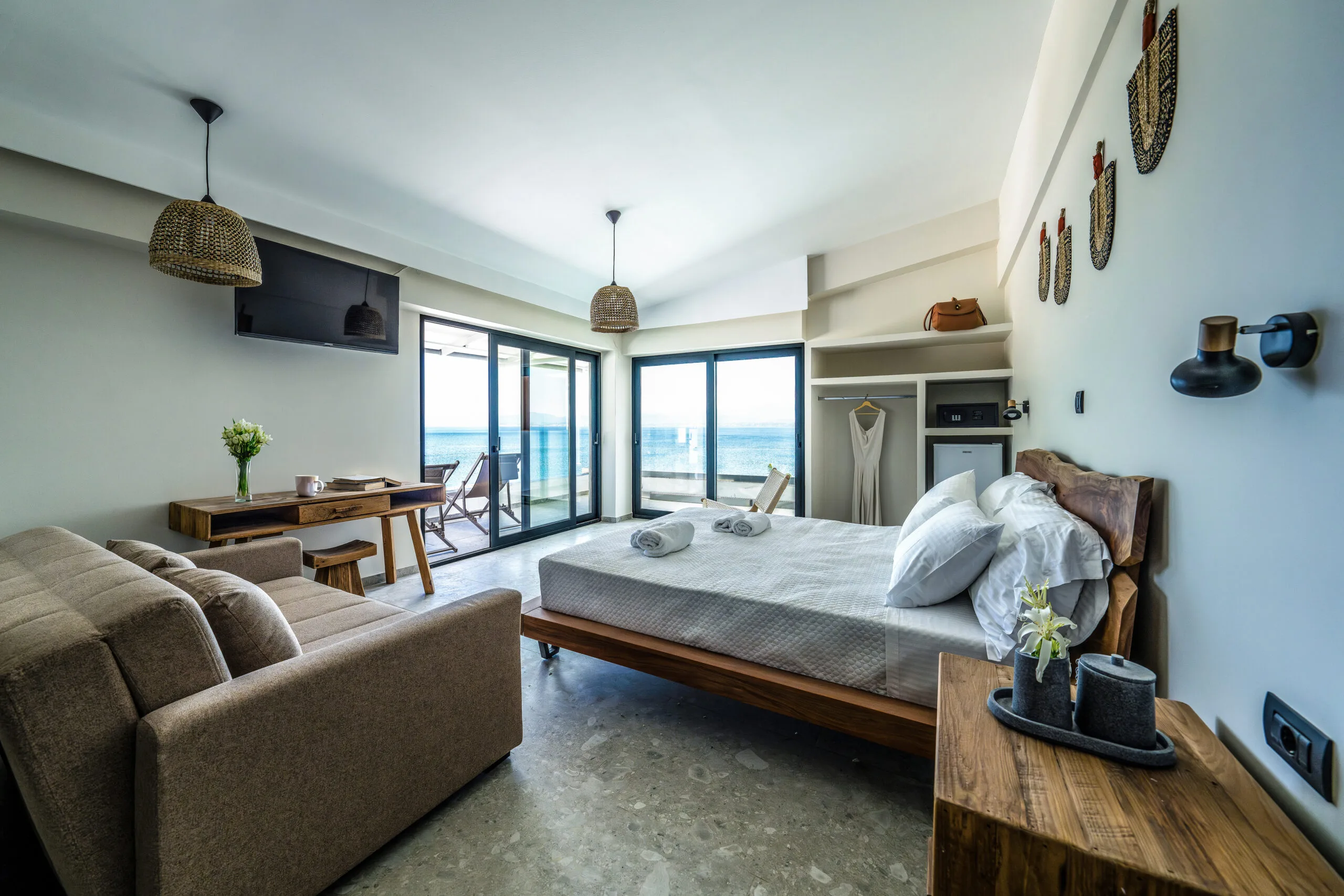 elion-seaside-resort-hotel-evia-luxury-room-1