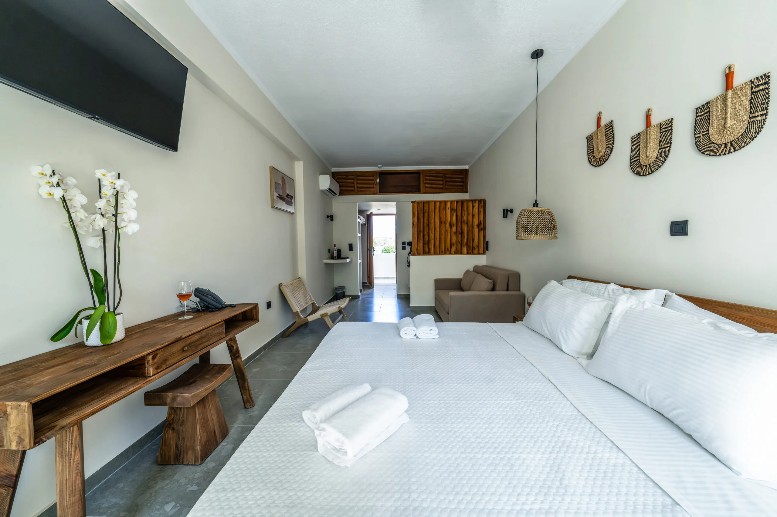 elion-seaside-resort-hotel-evia-floor-room-2
