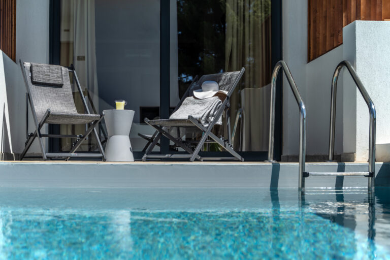 elion-seaside-resort-hotel-evia-private-pool