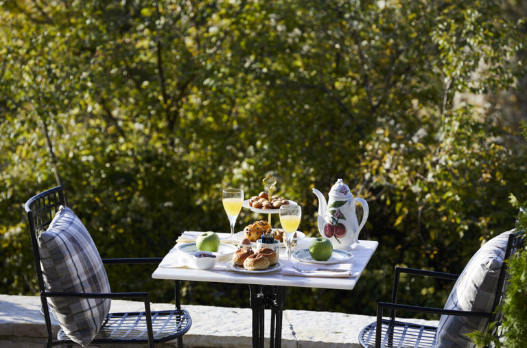 mountrace-suites-and-spa-ioannina-zagorochoria-breakfast