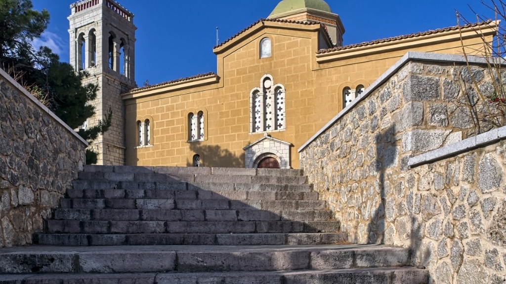 Εκκλησία Αγίου Γεωργίου Αράχωβα