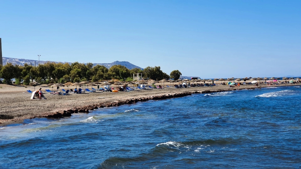Μονόλιθος Παραλία Σαντορίνη