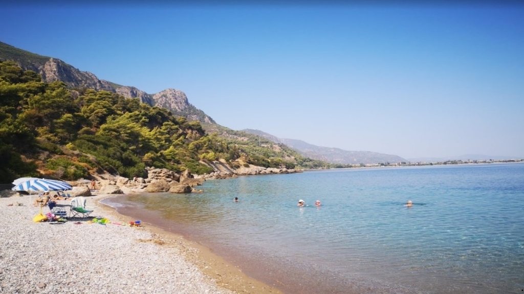 Παραλία Πούντα Φωκίδα