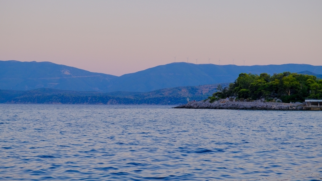 Παραλέις Αργοσαρωνικός Απόλυτος Οδηγός